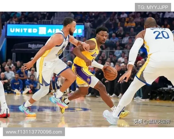 NBA最新动态:詹姆斯领衔湖人迎战勇士库里复出状态如何引发热议 NBA最新动态:詹姆斯领衔湖人迎战勇士库里复出状态如何引发热议