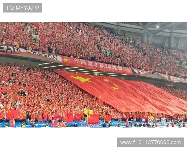 中国足球队迎战日本队 争夺世界杯亚洲区预选赛关键胜利