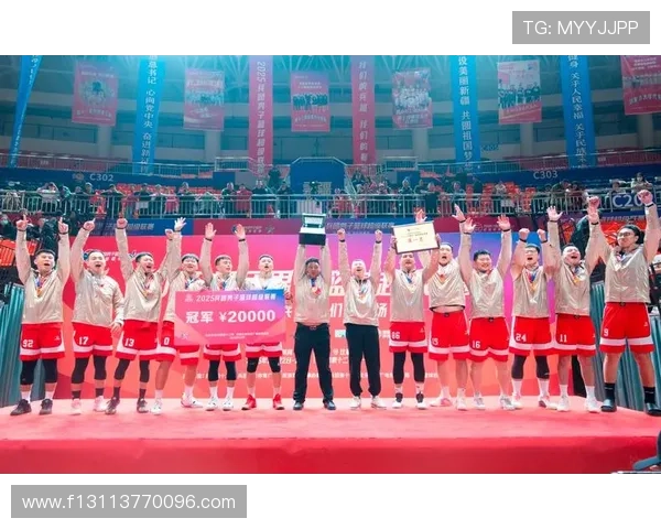 中国篮球联赛迎来新赛季 开幕战精彩纷呈多支强队亮相竞争激烈