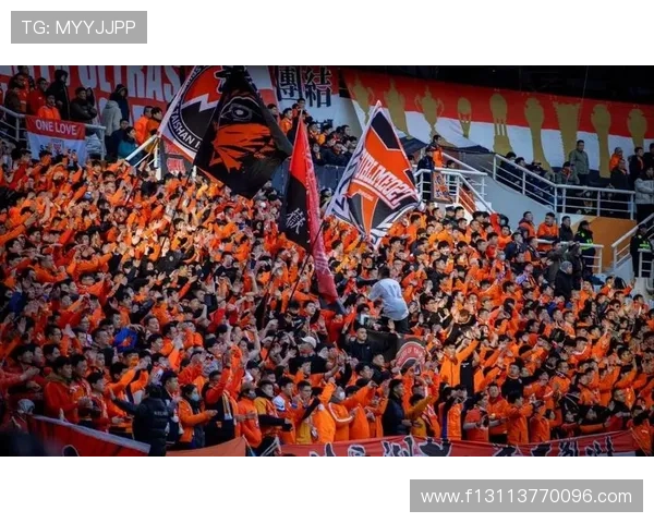 新赛季焦点对决引爆球迷热情联赛格局迎来重大变化多支豪门全面升级