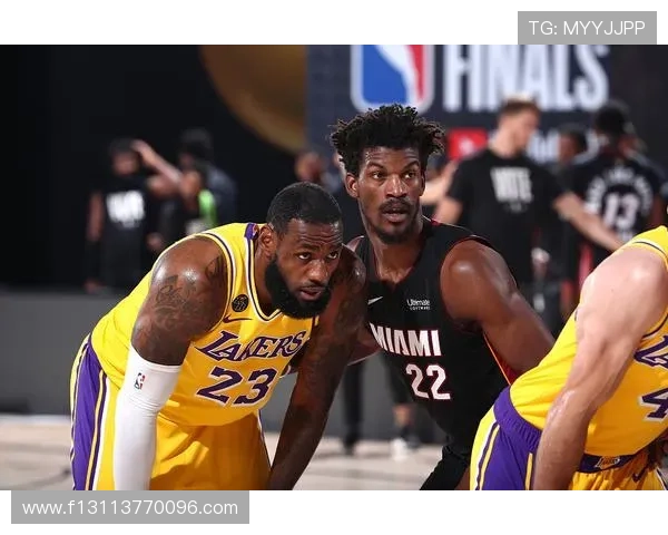 湖人队新赛季备战进展顺利 詹姆斯与浓眉恢复状态引发球迷期待 湖人队新赛季备战进展顺利 詹姆斯与浓眉恢复状态引发球迷期待